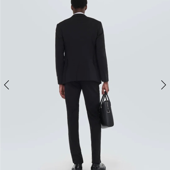 Armani 36R suit - black - Picture 3 of 5